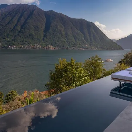 Molli Di サーラ・コマチーナ